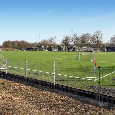 Appartamento 2 Bedroom Beautiful In *