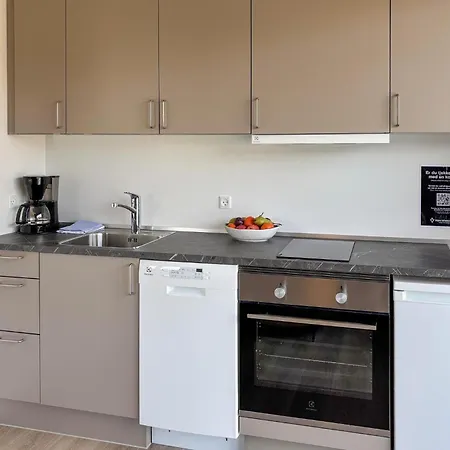 2 Bedroom Beautiful In *