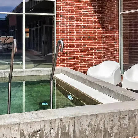 2 Bedroom Beautiful In Апартаменты