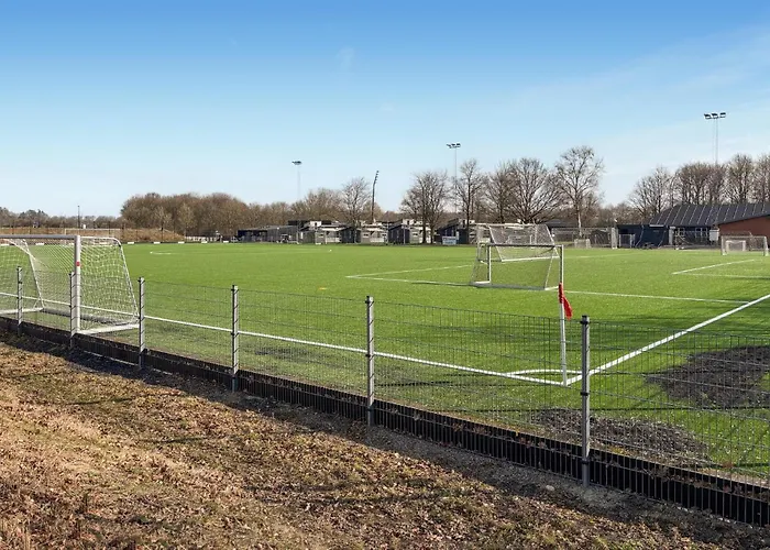 Appartamento 2 Bedroom Beautiful In *