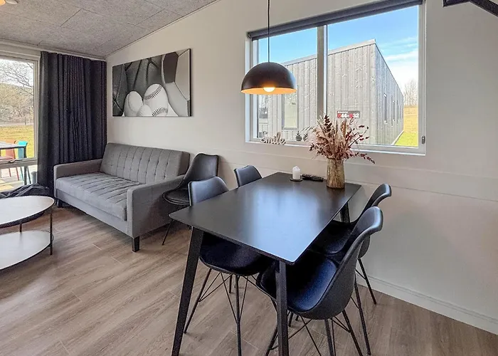 2 Bedroom Beautiful In Апартаменты Вайен