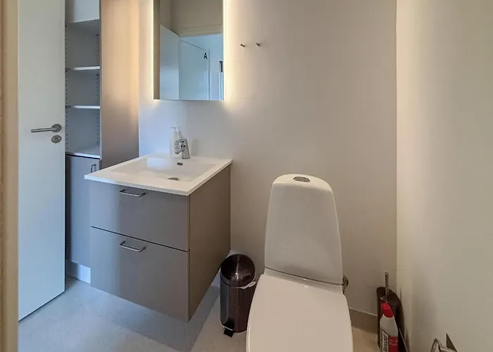 2 Bedroom Beautiful In